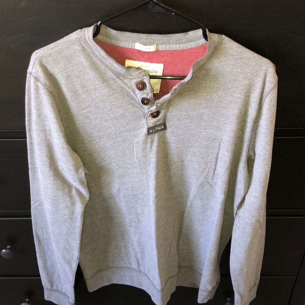 Abercrombie & Fitch Long Sleeve